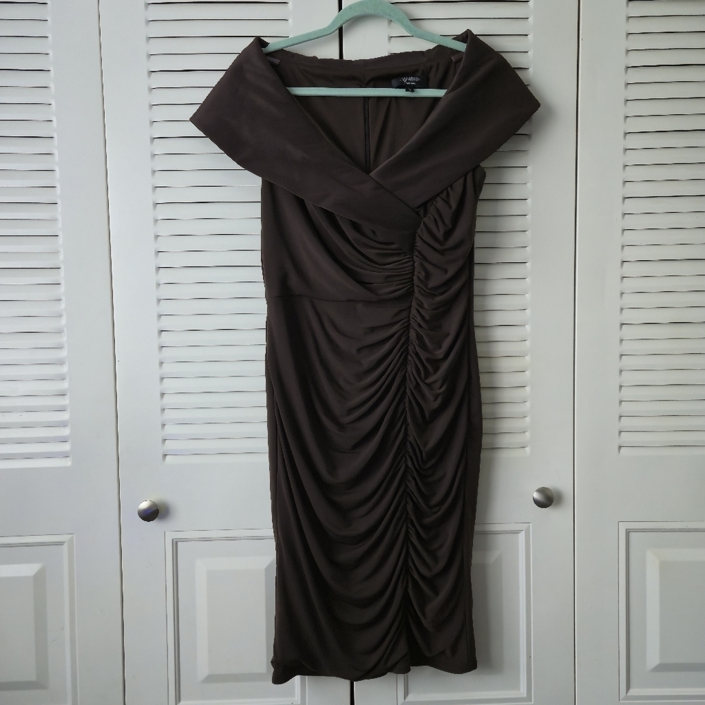 Tadashi Shoji Cocktail Dress Portrait Collar V Neck Ruched Sheath Brown L #207